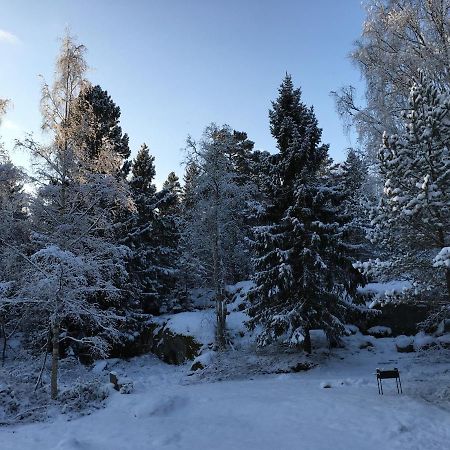 Near Kapellskaer Port - A Cosy Cottage In Norrtaelje Bagian luar foto